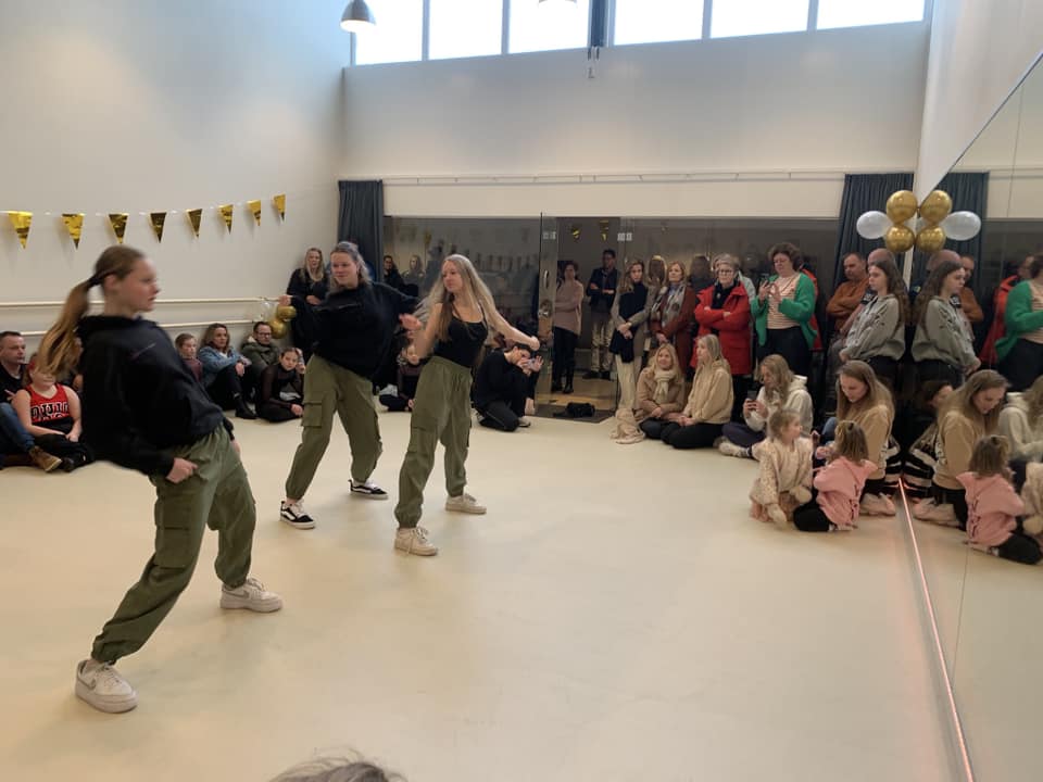 Opening Danszaal in Polderhuis
